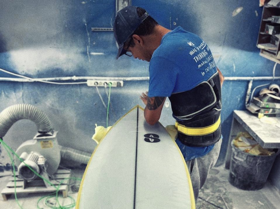 Surfboard Repair Schweiz